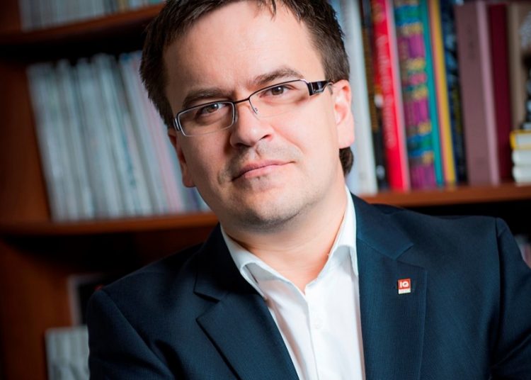 Ovidijus Lukošius, Žurnalo IQ ir portalo Alfa.lt vyriausiasis redaktorius