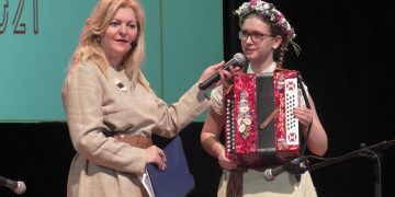 Biržuose liejosi armonikų melodijos