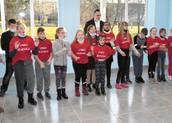 Įkurtuvės Medeikiuose