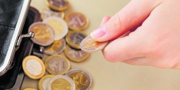 Ar brangūs politikų „ratai“?