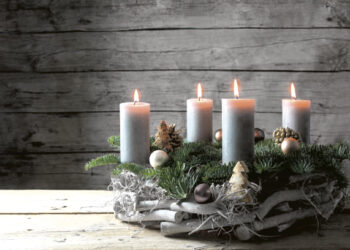 Adventas – laikas numesti vidines kaukes