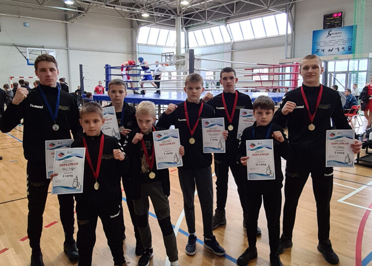 Boksininkai sėmėsi patirties turnyre Tauragėje
