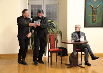 Apie menus, bičiulystę ir visa kita, kas nepraeina