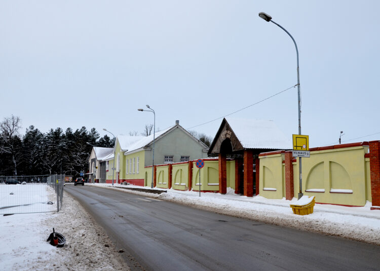 Ir tamsu, ir valgyti norisi