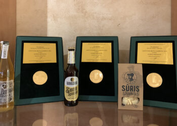 Aukso medaliai TŪB „Rinkuškiai“ gaminiams