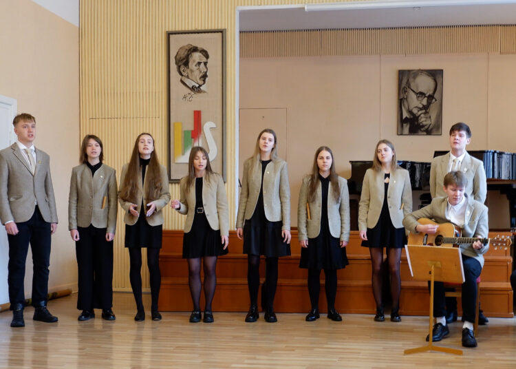 Pirmasis „Dainų dainelės“ žingsnis – rajono konkursas