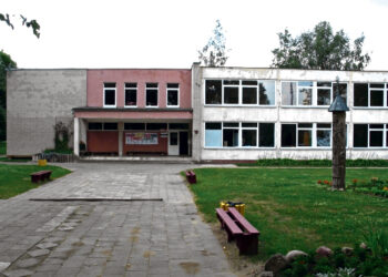 Gyventojai galės sportuoti mokyklos salėje