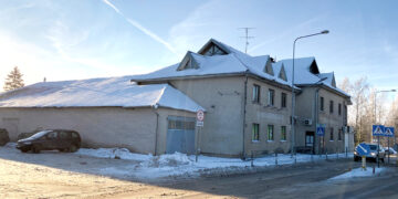 „Norfa“ iškeldina pastato nuomininkus