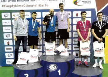 Badmintonininkai iškovojo medalius turnyre Panevėžyje