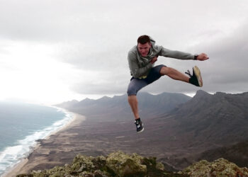 Biržiečio planuose – pirmajam perplaukti jėgos aitvaru per Baltiją