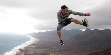 Biržiečio planuose – pirmajam perplaukti jėgos aitvaru per Baltiją