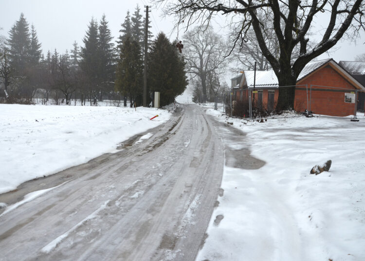 Kas nulėmė aikštelės prie Širvėnos ežero likimą?