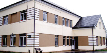 Globos namų gyventojams trūksta maisto ir darbuotojų dėmesio