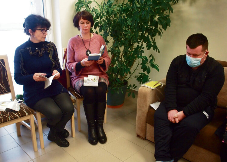 Prie poezijos versmių su „Versme“