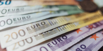 Sporto komplekso statybos reikalų tamsoje – šviesos blyksnis