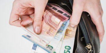 Pakilusios kainos smogė vaikų dienos centrams