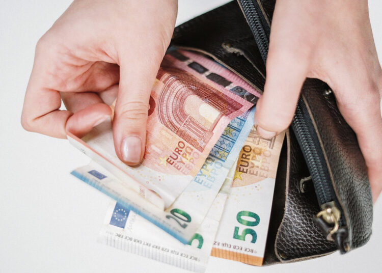 Pakilusios kainos smogė vaikų dienos centrams