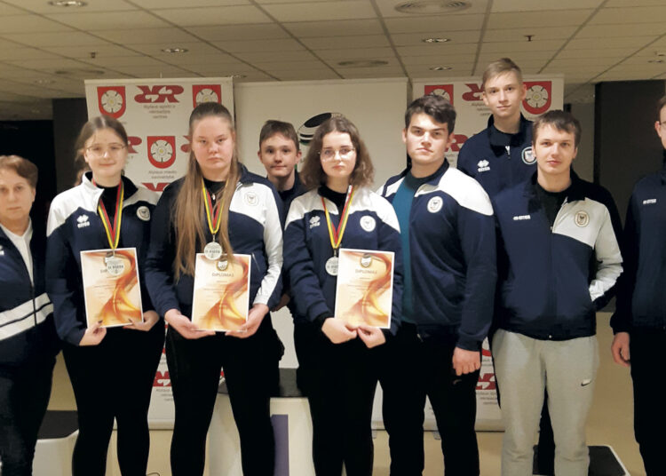 Jaunimo čempionate šaulės iškovojo sidabrą