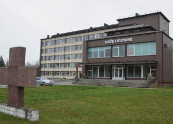 COVID-19 trikdo ligoninės darbą