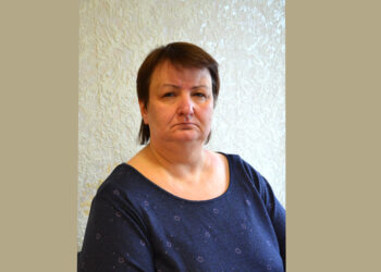 Ką nušviečia bombarduojamos Ukrainos gaisrų pašvaistė