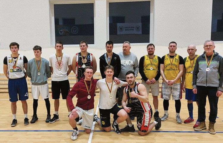 3×3 varžybose triumfavo Parovėjos seniūnijos komanda