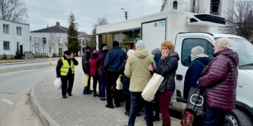 Autoparduotuvė – ir socialinė pagalba