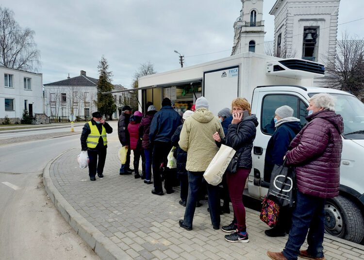 Autoparduotuvė – ir socialinė pagalba