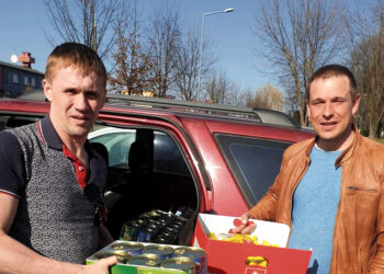 Padovanojo automobilį ir maisto produktų