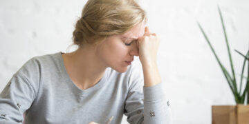 5 dažniausi galvos skausmo tipai: kaip atpažinti ir spręsti?