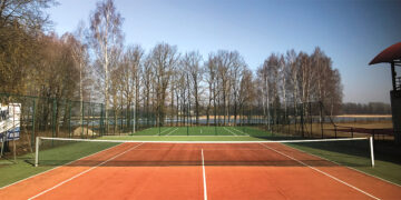 Teniso sezonas atidarytas, planuojamas korto remontas