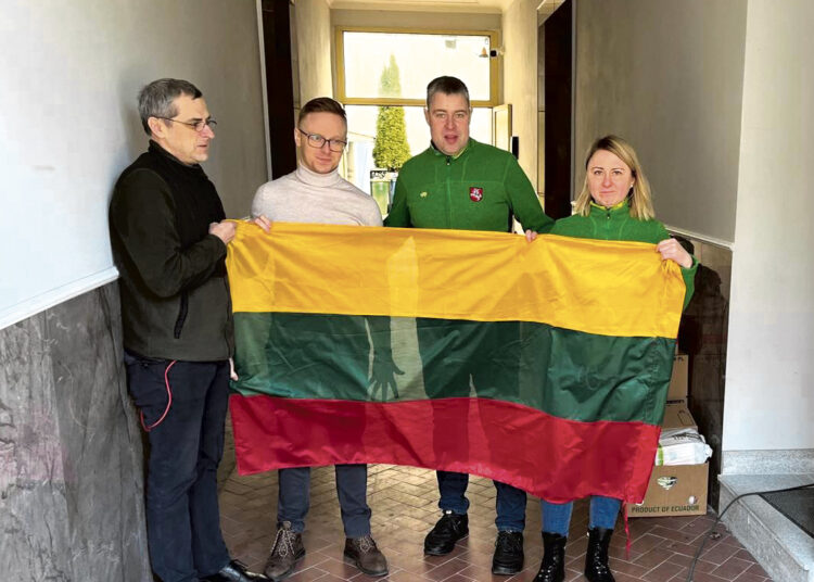 Tikintiems Rusijos propaganda siūlo nuvažiuoti į Ukrainos pasienį