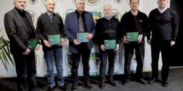 Pagerbti aviacijos veteranai