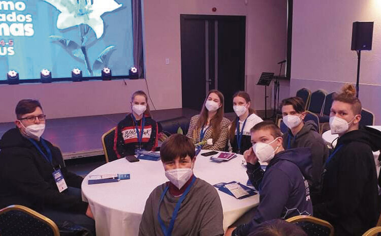 Tapkime vilties kaliniais