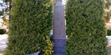 Sovietinių karių kapinėse šalins žvaigždes ir ideologizuotus užrašus