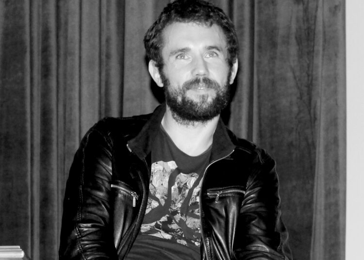 Dėl Manto Kvedaravičiaus atminimo įamžinimo