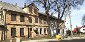 Pastatas pamažu prikeliamas naujam gyvenimui