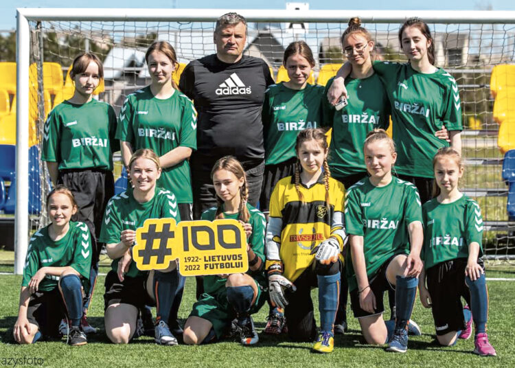 Biržietės debiutavo Lietuvos moterų regioninėje futbolo lygoje