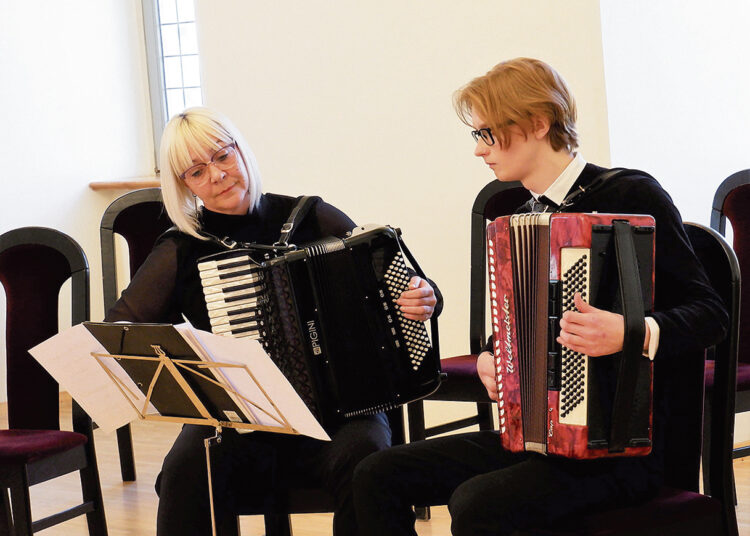 Dviguba akordeono muzikos šventė