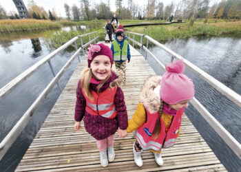 Priešmokyklinukai iš darželio „Drugelis“ į mokyklą žengia tvirtai