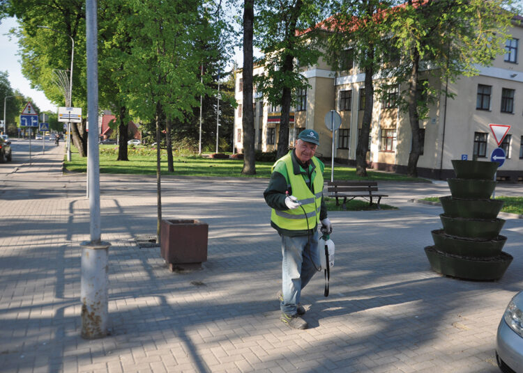 Kokie chemikalai purškiami gatvėse?