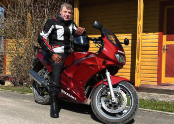 Kunigo pomėgis – su vėjeliu