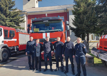 Ugniagesiams nelinkėjo ramybės