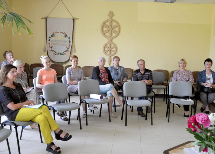 Valdžios vizitas Parovėjoje