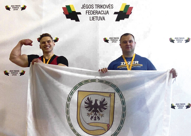 Jėgos trikovininkai triumfavo Lietuvos čempionate