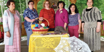 Mezgėjai sekmadienio popietei suteikė ryškių spalvų