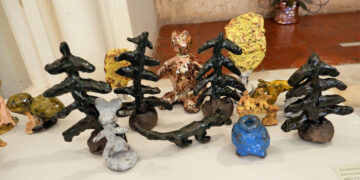 Jaunieji keramikai seka pasakas