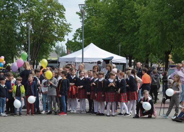 Vasara startavo smagiu vaikų šurmuliu