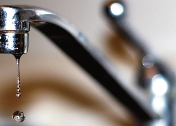 Vamzdynai yra, o vandens – ne