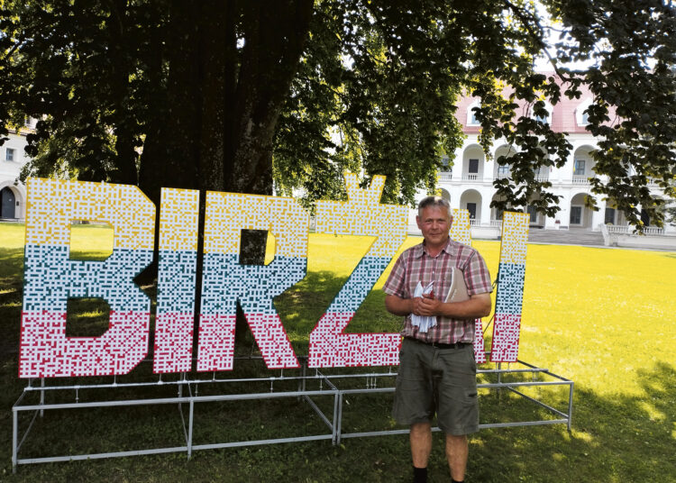 Pomėgis – gatvės kryžiažodininkas