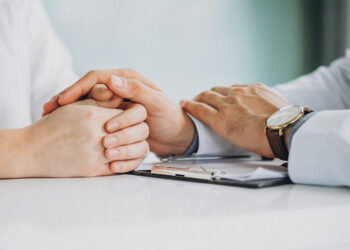 Psichologė atvirai apie didžiausią onkologinių pacientų daromą klaidą: nestokite prieš ligą vieni